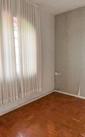 Casa à venda com 380m², 5 quartos e 3 vagasSala 2