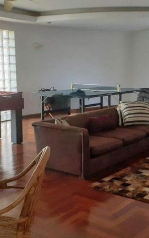 Casa de condomínio à venda com 500m², 4 quartos e 4 vagas