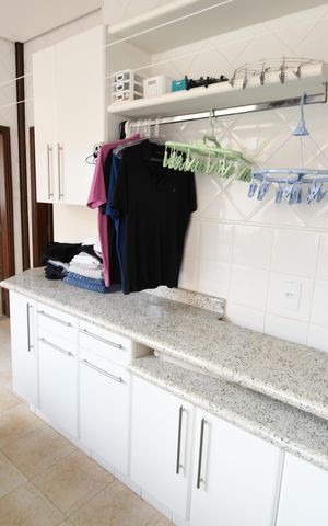 Casa de condomínio à venda com 470m², 4 quartos e 2 vagasÁrea de Serviço