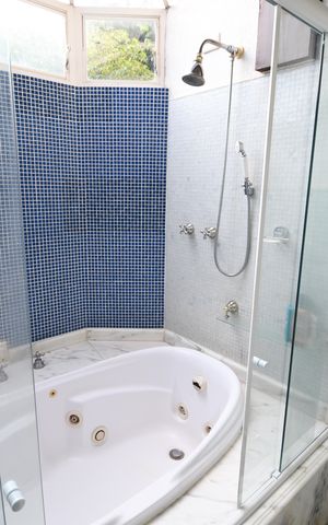 Casa de condomínio à venda com 470m², 4 quartos e 2 vagasBanheiro 2 - Suíte