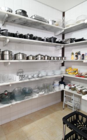 Casa de condomínio à venda com 470m², 4 quartos e 2 vagasCozinha - Despensa