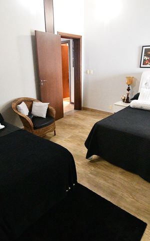 Casa de condomínio à venda com 470m², 4 quartos e 2 vagasQuarto 4 - Suíte