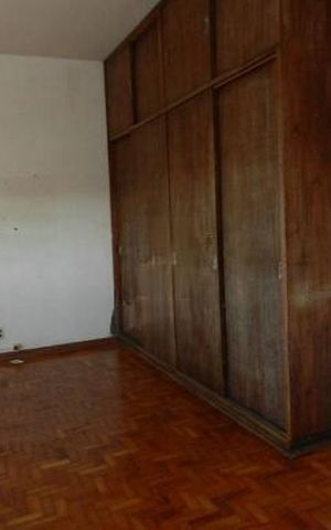 Casa à venda com 140m², 3 quartos e 3 vagas