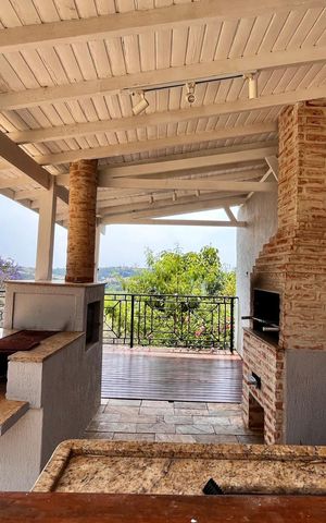 Casa de condomínio à venda com 356m², 4 quartos e 6 vagas Casa de condomínio à venda com 356m², 4 quartos e 6 vagasChurrasqueira