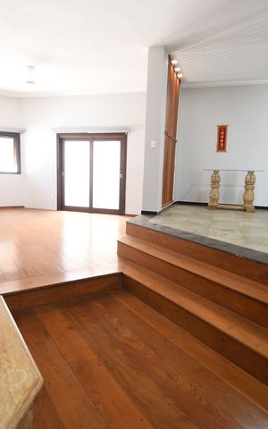 Casa para alugar com 650m², 5 quartos e 4 vagasSala