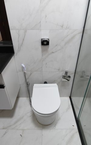 Casa para alugar com 650m², 5 quartos e 4 vagasBanheiro Social 2