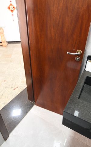 Casa para alugar com 650m², 5 quartos e 4 vagasLavabo