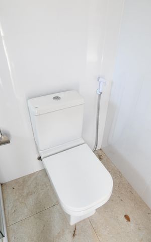 Casa para alugar com 650m², 5 quartos e 4 vagasBanheiro da Piscina
