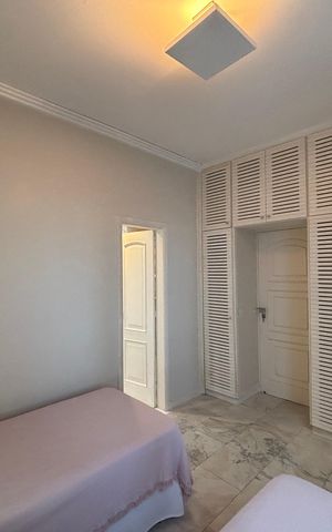 Apartamento à venda com 254m², 4 quartos e 1 vaga Apartamento à venda com 254m², 4 quartos e 1 vagaSuíte 1