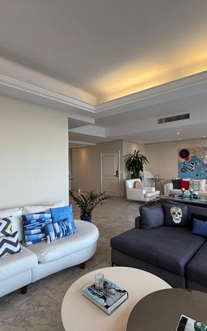 Apartamento à venda com 254m², 4 quartos e 1 vaga Apartamento à venda com 254m², 4 quartos e 1 vagaSala