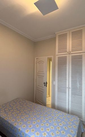Apartamento à venda com 254m², 4 quartos e 1 vaga Apartamento à venda com 254m², 4 quartos e 1 vagaQuarto 1