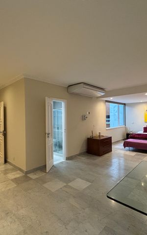 Apartamento à venda com 254m², 4 quartos e 1 vaga Apartamento à venda com 254m², 4 quartos e 1 vagaSuíte 2