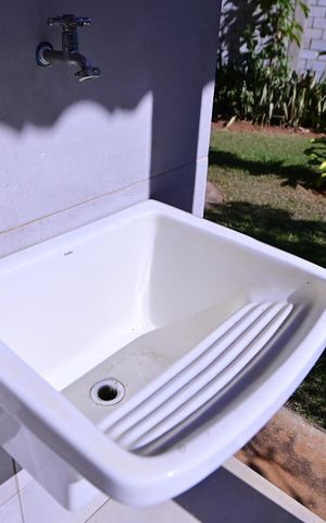 Casa para alugar com 80m², 3 quartos e 1 vaga Casa para alugar com 80m², 3 quartos e 1 vagaÁrea de Serviço