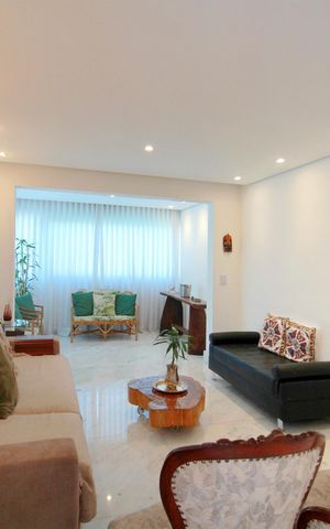Apartamento à venda com 360m², 4 quartos e 4 vagasSala