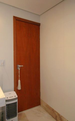 Apartamento à venda com 360m², 4 quartos e 4 vagasBanheiro da Suíte 2