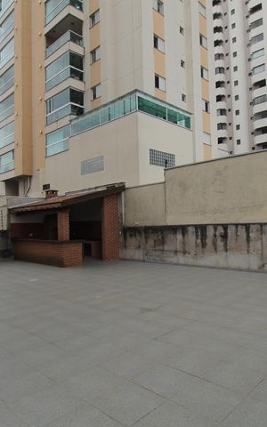 Apartamento à venda com 62m², 2 quartos e 1 vagaÁrea comum