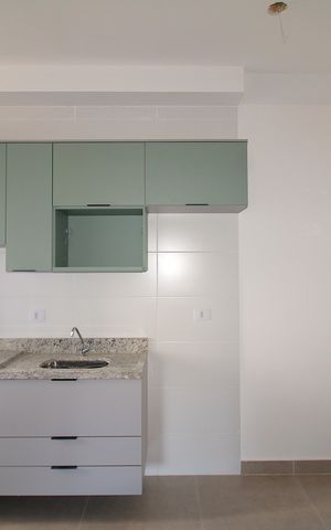 Apartamento à venda com 38m², 2 quartos e sem vagaSala / Cozinha