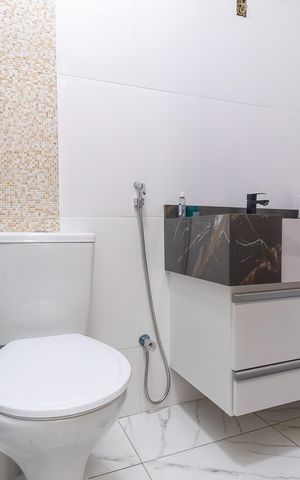 Apartamento à venda com 201m², 3 quartos e 2 vagas Apartamento à venda com 201m², 3 quartos e 2 vagasBanheiro da Suíte
