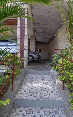 Apartamento à venda com 201m², 3 quartos e 2 vagas Apartamento à venda com 201m², 3 quartos e 2 vagasHall de entrada