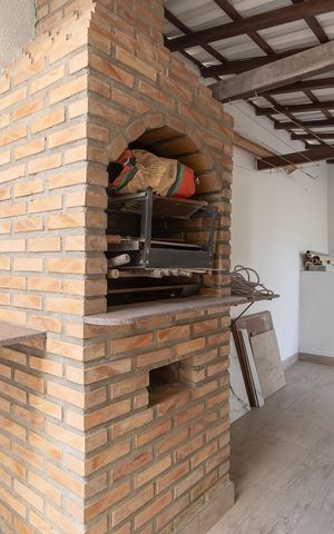 Apartamento à venda com 201m², 3 quartos e 2 vagas Apartamento à venda com 201m², 3 quartos e 2 vagasÁrea Privativa