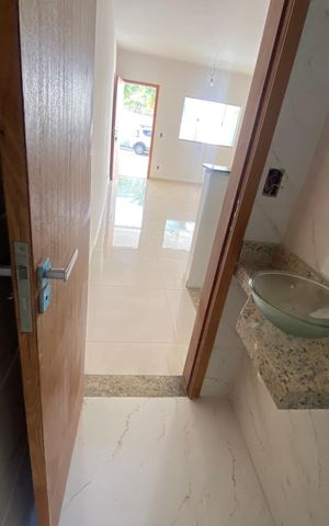 Casa à venda com 170m², 3 quartos e 1 vaga Casa à venda com 170m², 3 quartos e 1 vagaLavabo