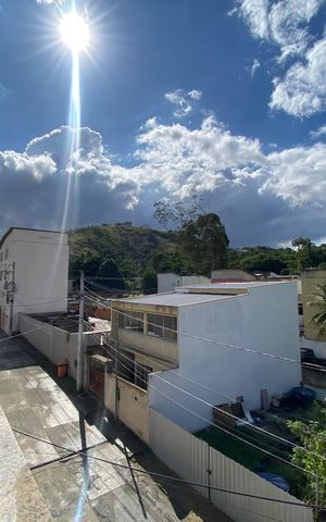 Casa à venda com 170m², 3 quartos e 1 vaga Casa à venda com 170m², 3 quartos e 1 vagaTerraço