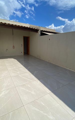 Casa à venda com 170m², 3 quartos e 1 vaga Casa à venda com 170m², 3 quartos e 1 vagaTerraço