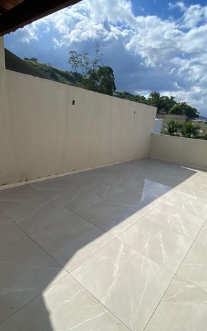 Casa à venda com 170m², 3 quartos e 1 vaga Casa à venda com 170m², 3 quartos e 1 vagaTerraço