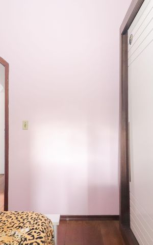 Casa à venda com 300m², 5 quartos e 3 vagas Casa à venda com 300m², 5 quartos e 3 vagasQuarto 3