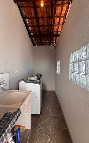 Casa à venda com 270m², 3 quartos e 4 vagas Casa à venda com 270m², 3 quartos e 4 vagasÁrea de Serviço