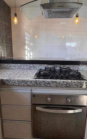 Casa à venda com 270m², 3 quartos e 4 vagas Casa à venda com 270m², 3 quartos e 4 vagasCozinha