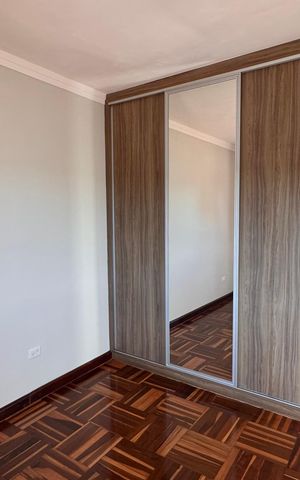 Casa à venda com 270m², 3 quartos e 4 vagas Casa à venda com 270m², 3 quartos e 4 vagasQuarto 2