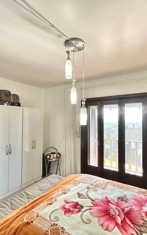 Casa à venda com 265m², 4 quartos e 2 vagas Casa à venda com 265m², 4 quartos e 2 vagasSuíte 3