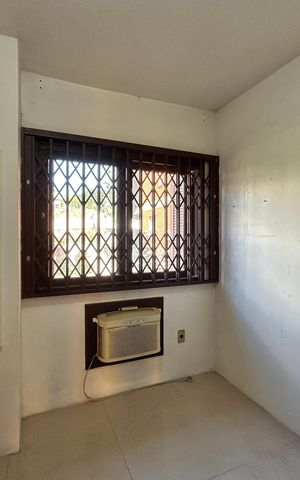 Casa à venda com 265m², 4 quartos e 2 vagas Casa à venda com 265m², 4 quartos e 2 vagasSuíte 2
