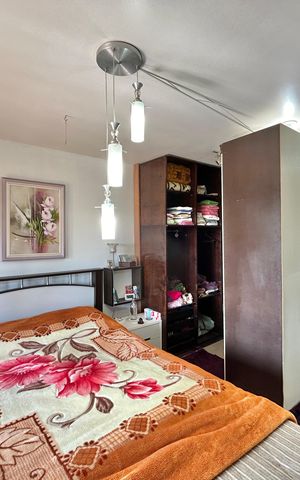 Casa à venda com 265m², 4 quartos e 2 vagas Casa à venda com 265m², 4 quartos e 2 vagasSuíte 3