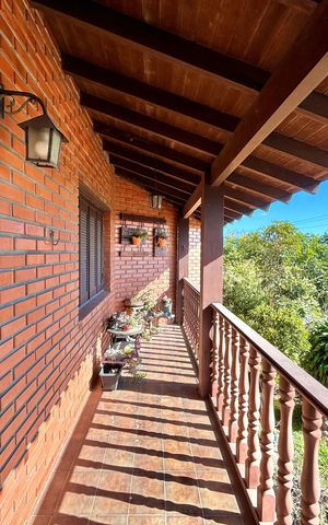 Casa à venda com 265m², 4 quartos e 2 vagas Casa à venda com 265m², 4 quartos e 2 vagasSacada da Suíte 3