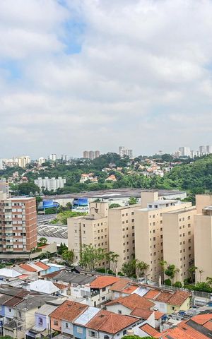 Apartamento à venda com 161m², 3 quartos e 3 vagasVista da Suíte 1