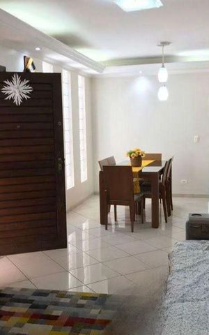 Casa para alugar com 240m², 3 quartos e 1 vaga Casa para alugar com 240m², 3 quartos e 1 vagaSala