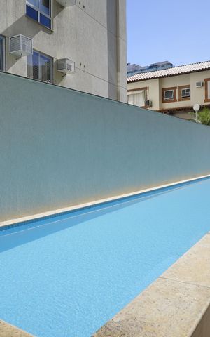Apartamento à venda com 130m², 3 quartos e 2 vagasÁrea comum - Piscina