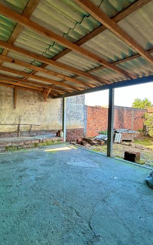 Casa para alugar com 80m², 2 quartos e 1 vagaPátio