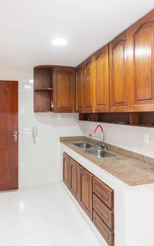 Apartamento à venda com 100m², 3 quartos e 2 vagasCozinha e Área de Serviço