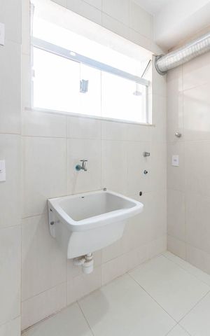 Apartamento à venda com 100m², 3 quartos e 2 vagasCozinha e Área de Serviço