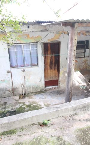 Casa à venda com 143m², 2 quartos e 1 vagaQuintal