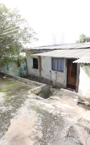 Casa à venda com 143m², 2 quartos e 1 vagaQuintal