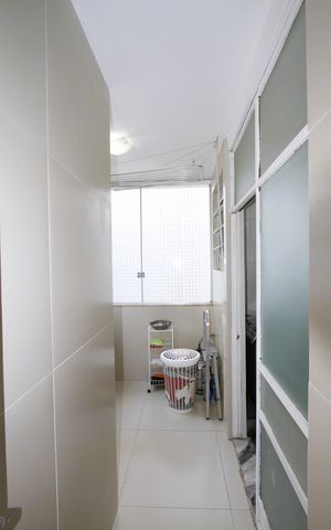 Apartamento à venda com 105m², 3 quartos e 1 vagaÁrea de Serviço