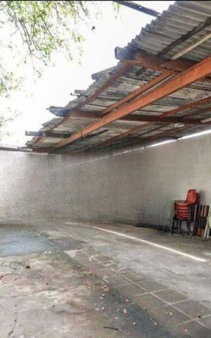 Casa para alugar com 300m², 2 quartos e 2 vagasQuintal