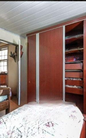 Casa para alugar com 300m², 2 quartos e 2 vagasQuarto