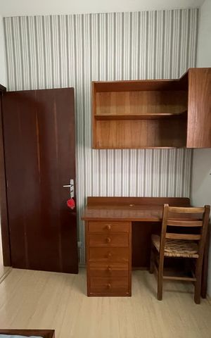 Casa à venda com 200m², 3 quartos e 2 vagas Casa à venda com 200m², 3 quartos e 2 vagasQuarto 2