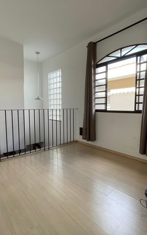 Casa à venda com 200m², 3 quartos e 2 vagas Casa à venda com 200m², 3 quartos e 2 vagasSala 2
