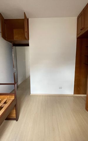 Casa à venda com 200m², 3 quartos e 2 vagas Casa à venda com 200m², 3 quartos e 2 vagasQuarto 1